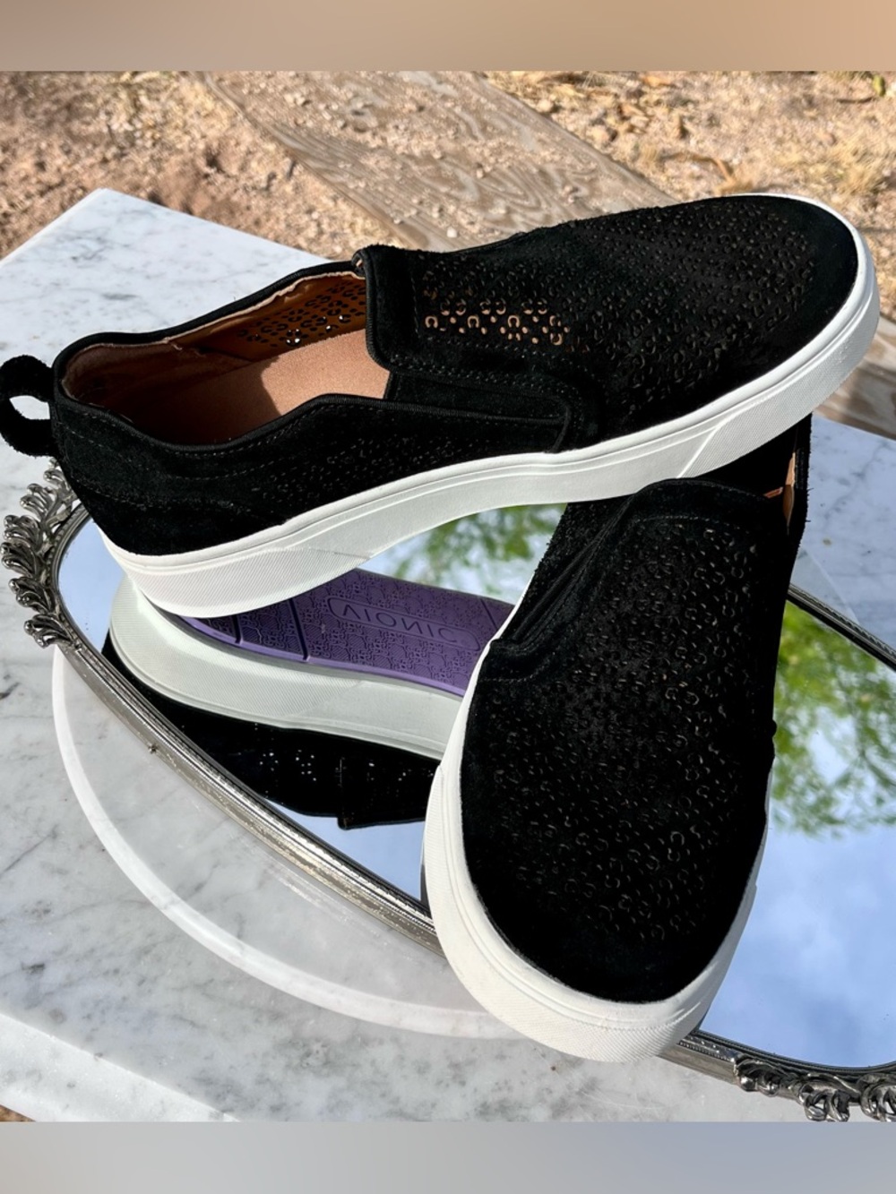 Vionic Kimmie Perforated Suede Sneaker, Black, 7.5, Almost like new condition.